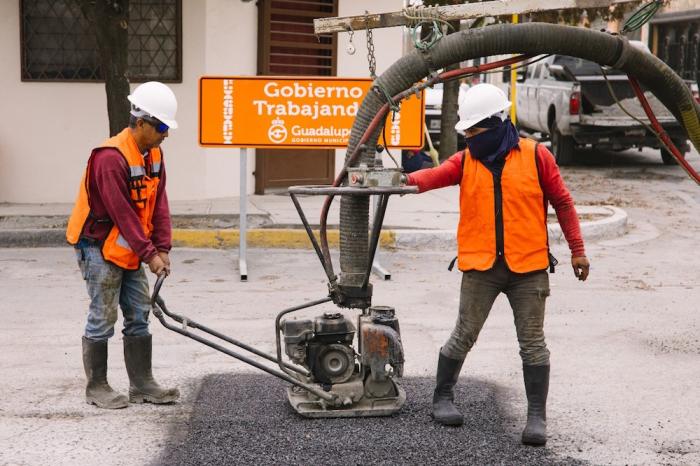 Héctor García da inicio a ‘Guadalupe ‘Limpio’ para mejorar infraestructura en colonia