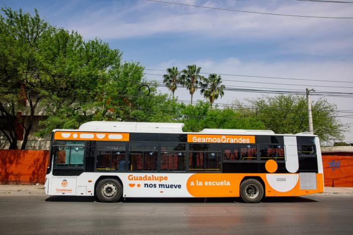 Amplia Guadalupe transporte gratuito a estudiantes