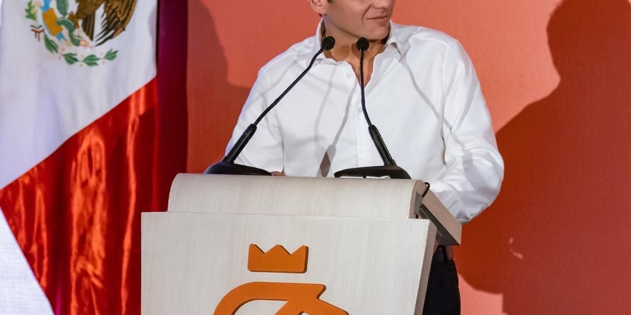MIGUEL FLORES RECONOCE LABOR DE PARAMÉDICOS EN NL