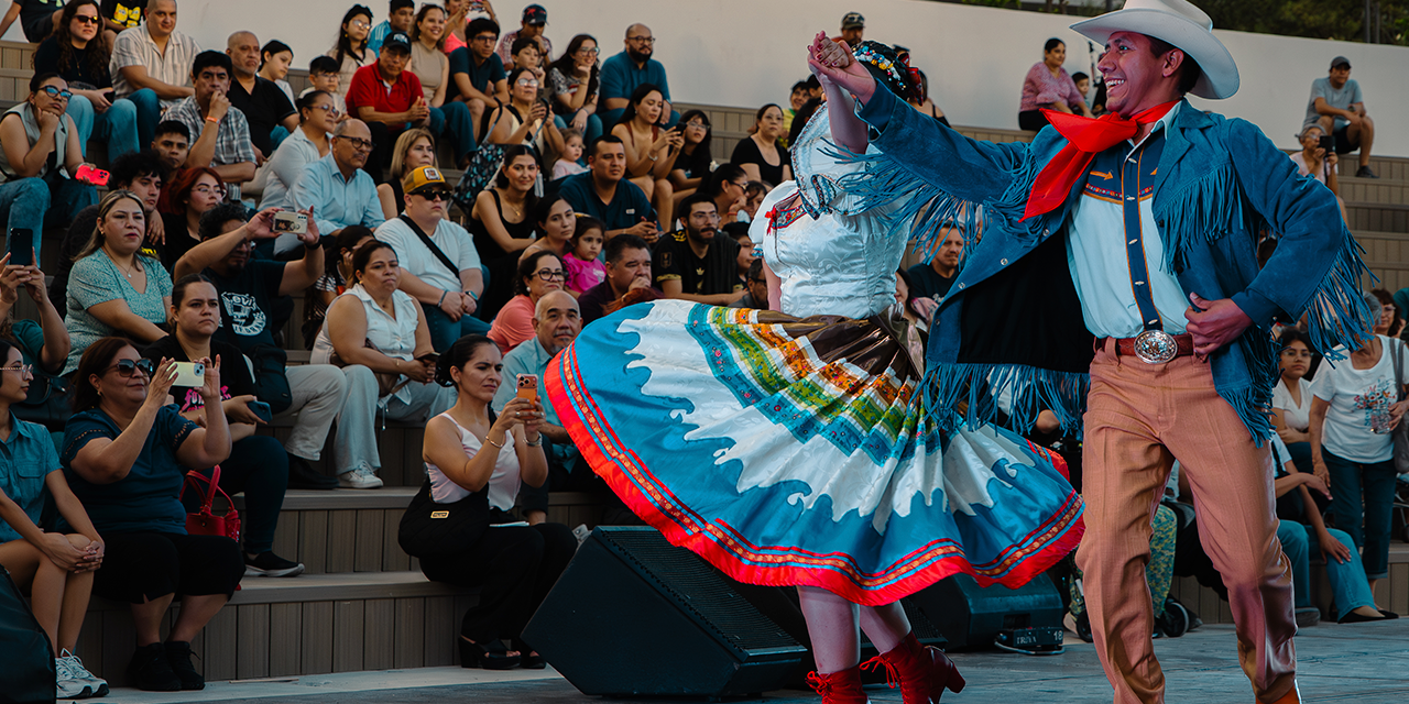 PROMUEVEN ARTE Y CULTURA EN PARQUE DE AGUA