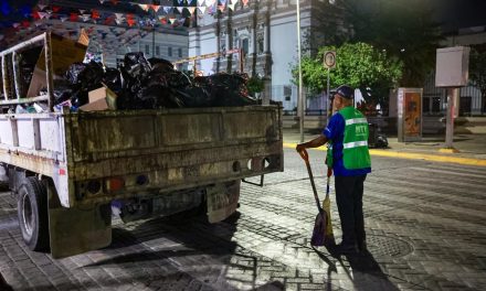 RETIRA GOBIERNO DE MONTERREY 12 TONELADAS DE BASURA DE ZONA REGIO FEST